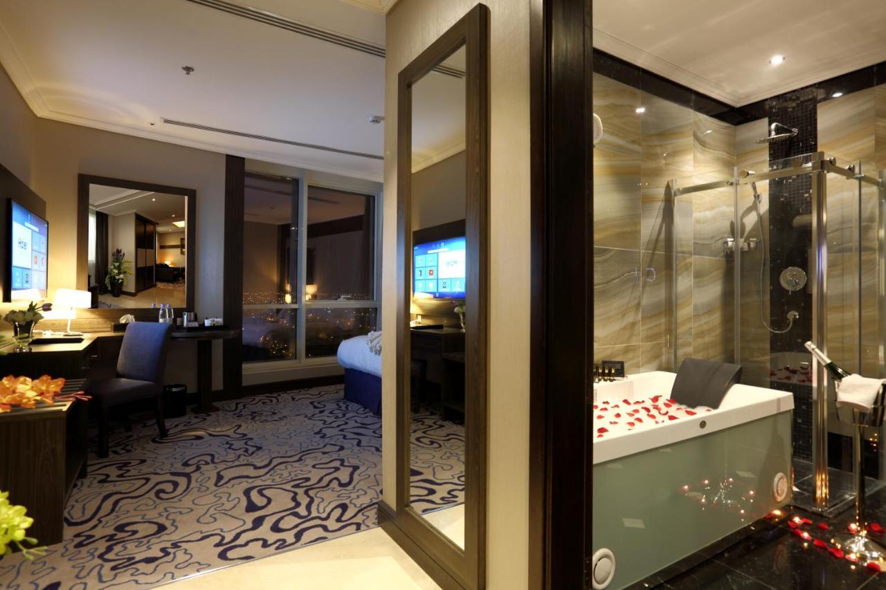 Swiss Flora Royal Hotel Riyadh Exterior photo