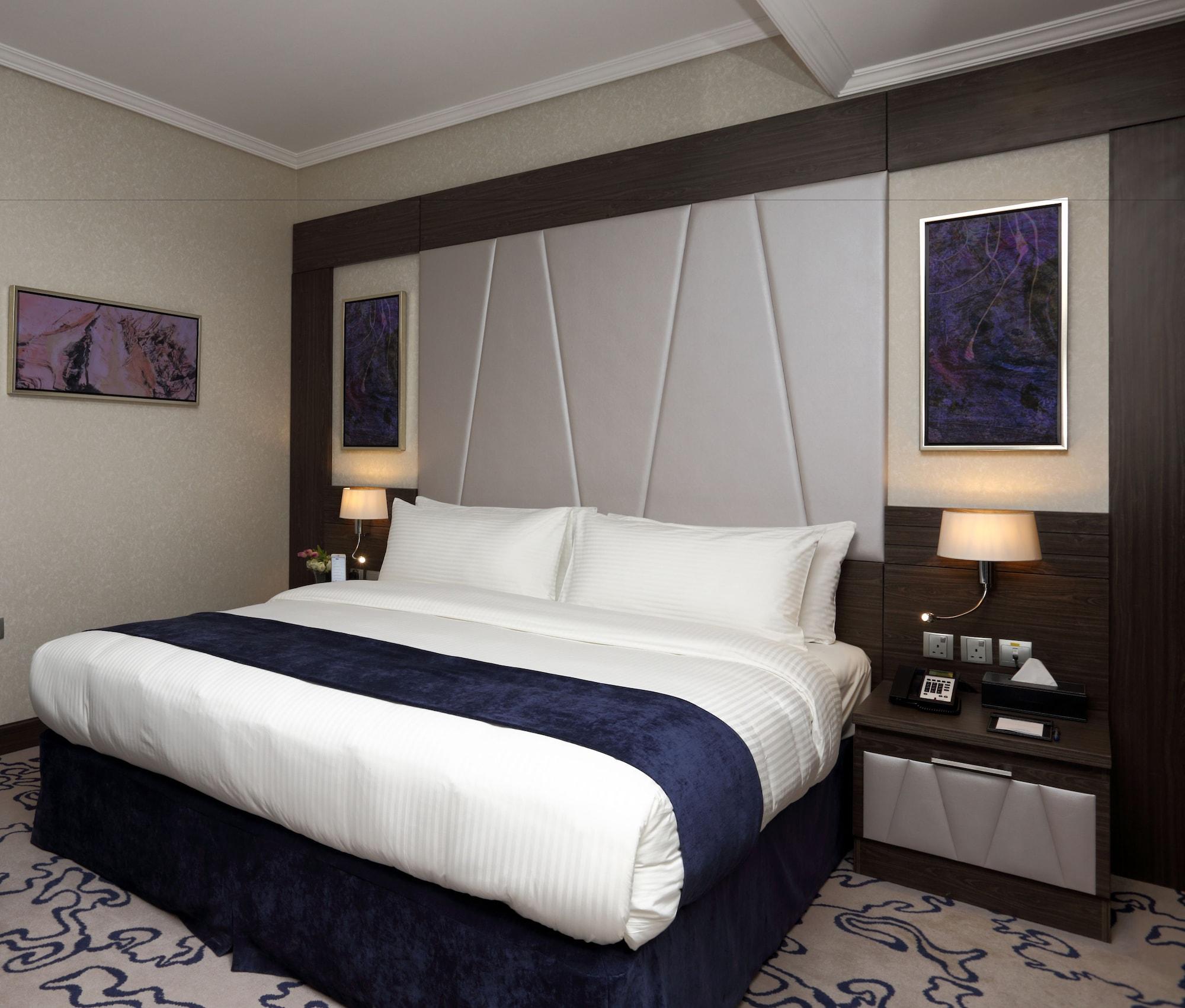 Swiss Flora Royal Hotel Riyadh Exterior photo
