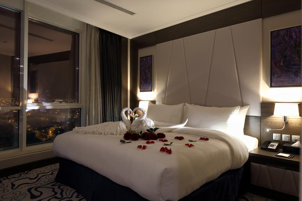 Swiss Flora Royal Hotel Riyadh Exterior photo