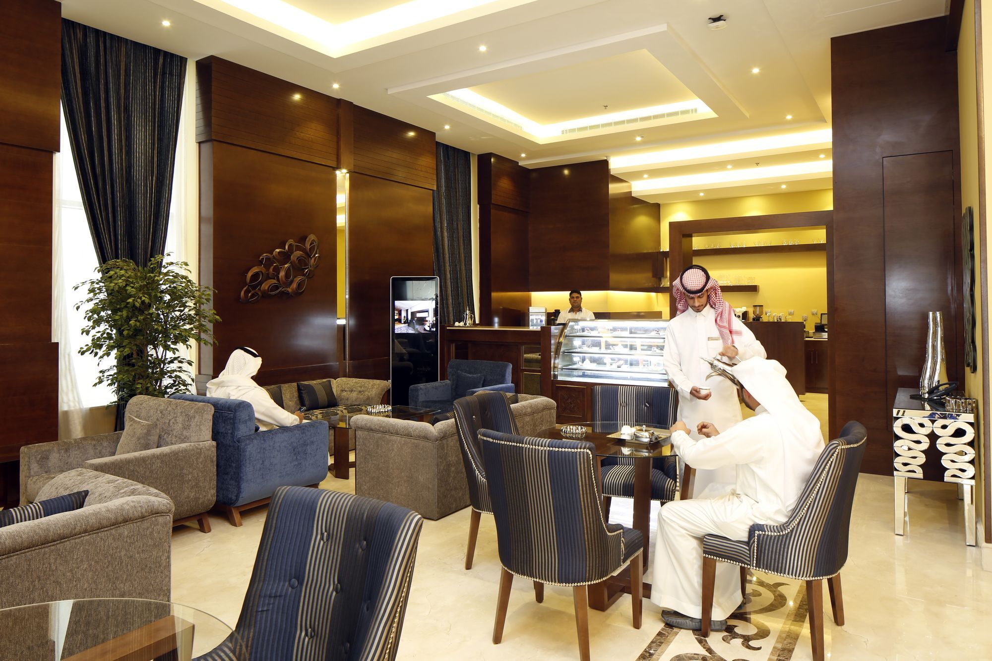 Swiss Flora Royal Hotel Riyadh Exterior photo